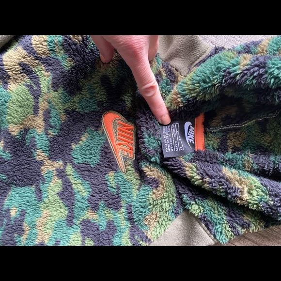 Nike Kids Boy's Fleece Camo Pullover Hoodie size small camouflage basketball - Picture 6 of 7
